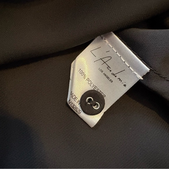 L’Academie Black Crossover Drape Front Long Sleeve Blouse Size Medium - Picture 7 of 10